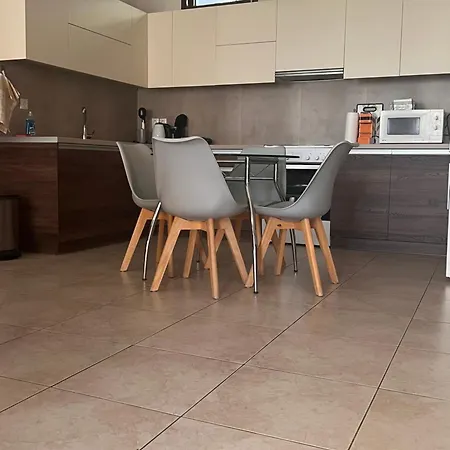 Villa Mirovili House *